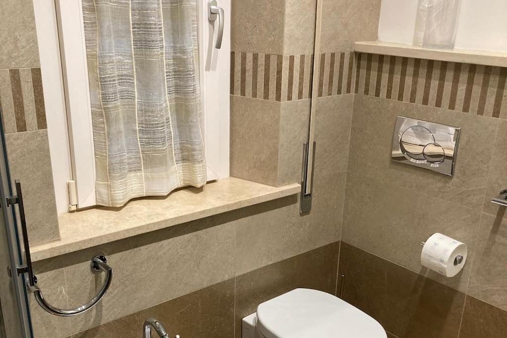 גרוסטו Thesan Lodge, Chic & Modern Design Apartment מראה חיצוני תמונה